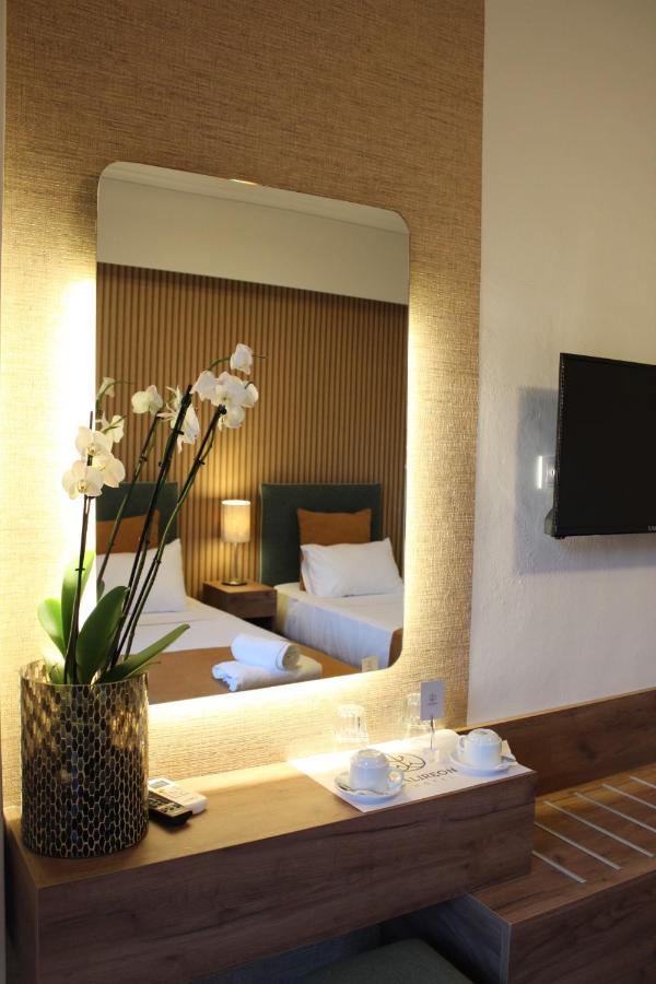 Falireon Hotel Atene Esterno foto